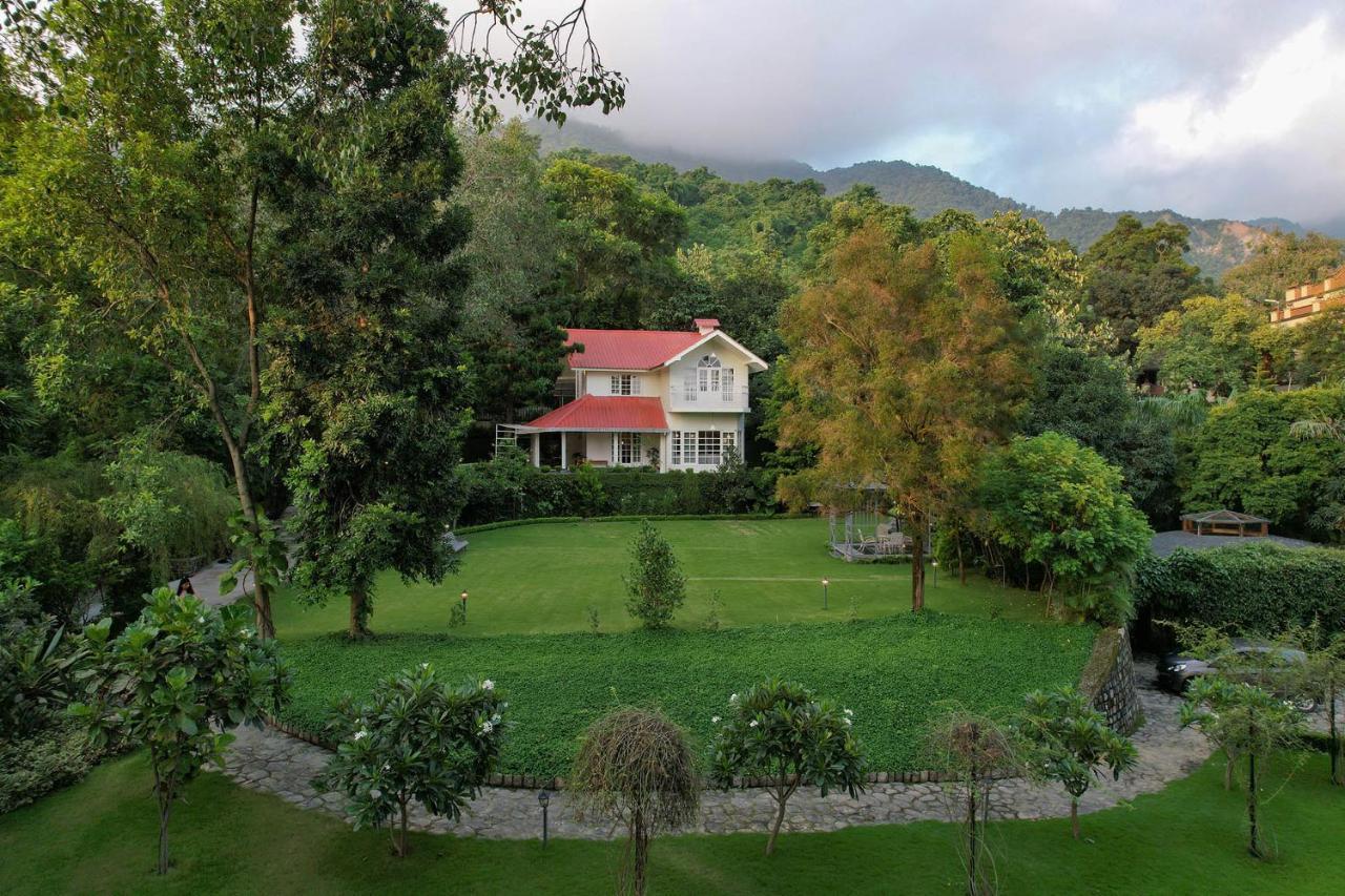 Lohonostays Ivy Cottage เดห์ราดุน ภายนอก รูปภาพ