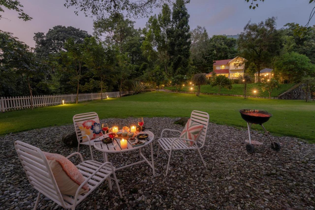 Lohonostays Ivy Cottage เดห์ราดุน ภายนอก รูปภาพ