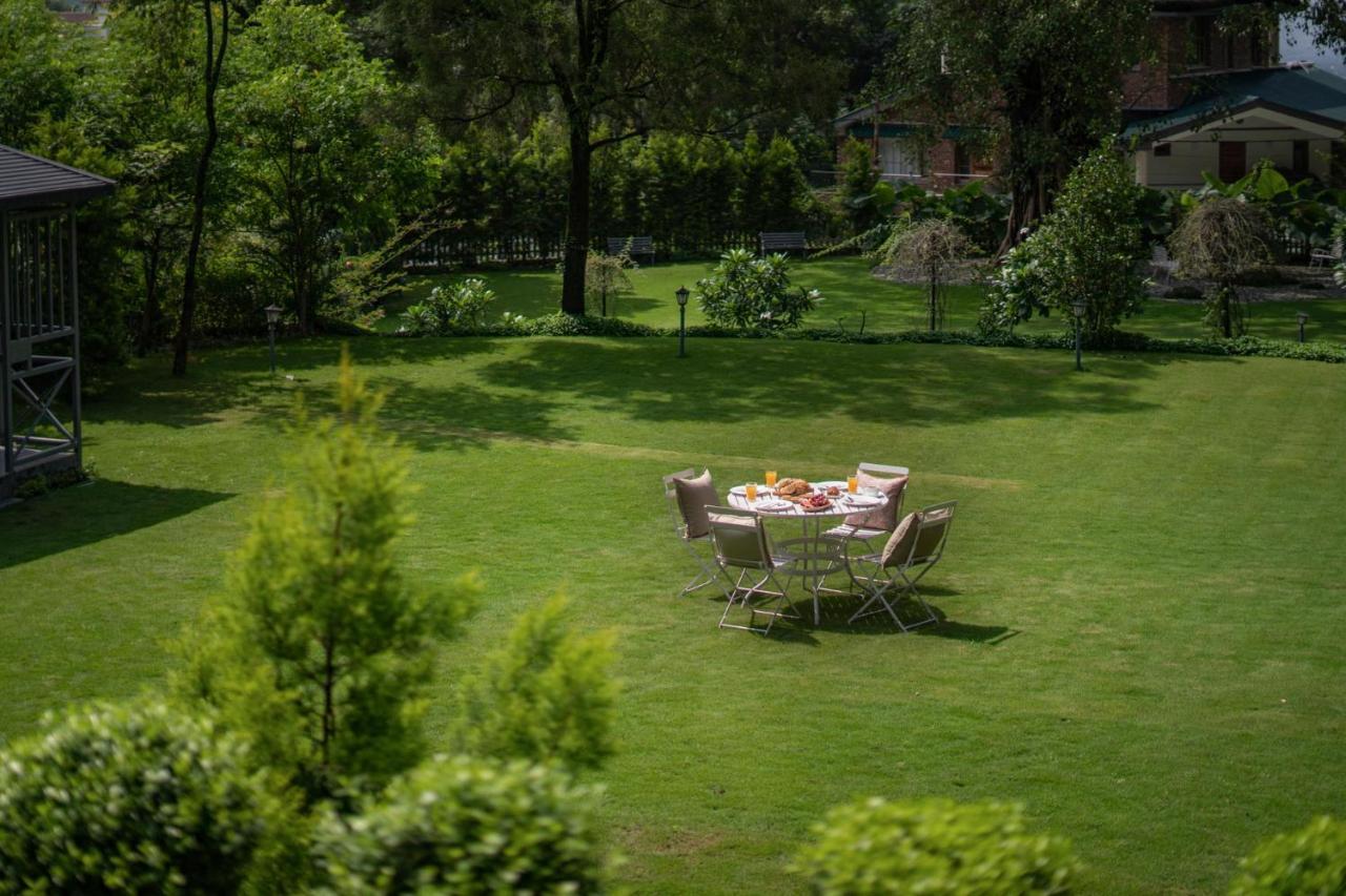 Lohonostays Ivy Cottage เดห์ราดุน ภายนอก รูปภาพ